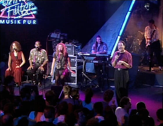 Valentina Dalziel, Jeffrey Ramsey, Mindy Stein, Larry Williams, Al Jarreau and Charles Johnson in Germany, 1994